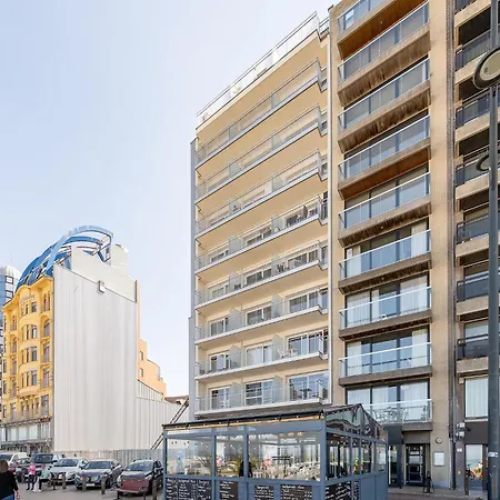 By Zeedijk With Sea View Daire Blankenberge