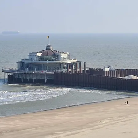 By Zeedijk With Sea View