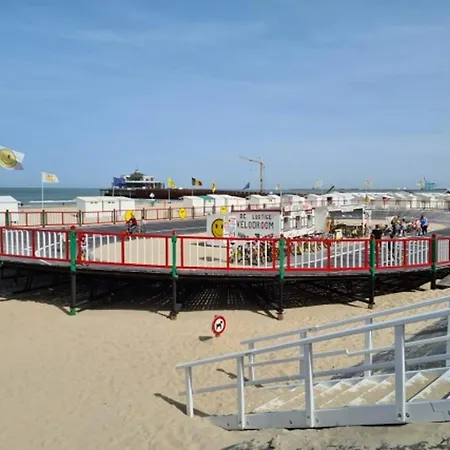 Daire By Zeedijk With Sea View